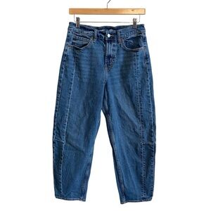 Old Navy Medium Wash High-Rise Barrel Leg Ankle Jeans Size 6